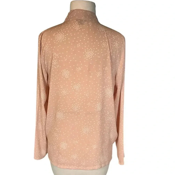 Ann Taylor Draped Blouse With Twisted V Neck Elegant Size Small Petite Blush - Picture 5 of 12